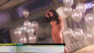 "warning Bs" Hot Brunette Playmate Hope Dworaczyk Surrounded By Balloons In