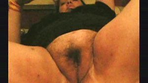 Bbw Fucks Her Self With A Cucber On Webcam For Me