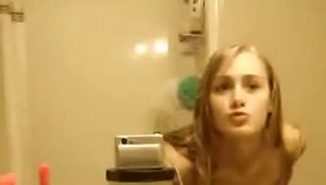 Sexy  Teen Does A Striptease After Shower
