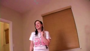 Desirous Teen With A Nice Ass Delivers A Wild Lap Dance In POV Shoot